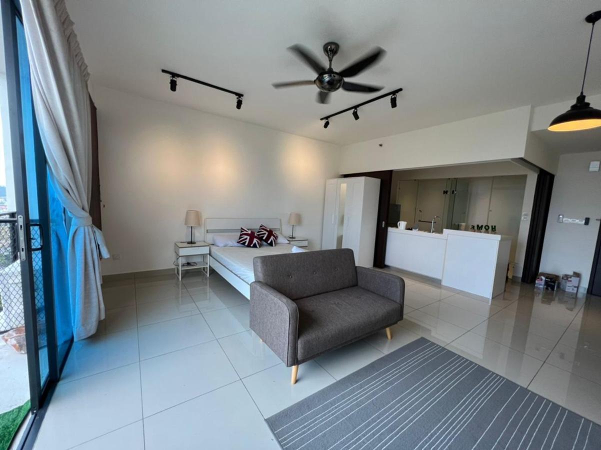 Francesco Suite - Trefoil Setia Alam-Near Setia City Mall & Setia Convention Centre ภายนอก รูปภาพ