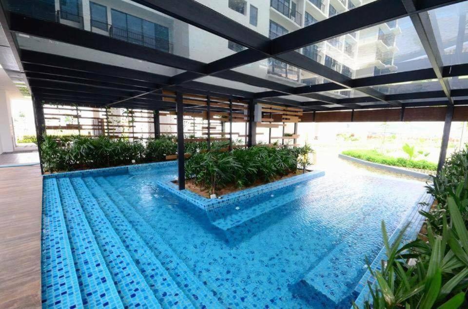 Francesco Suite - Trefoil Setia Alam-Near Setia City Mall & Setia Convention Centre ภายนอก รูปภาพ